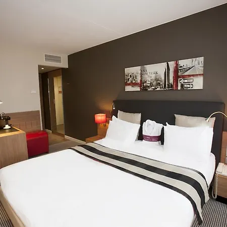 Mercure Hotel 4*