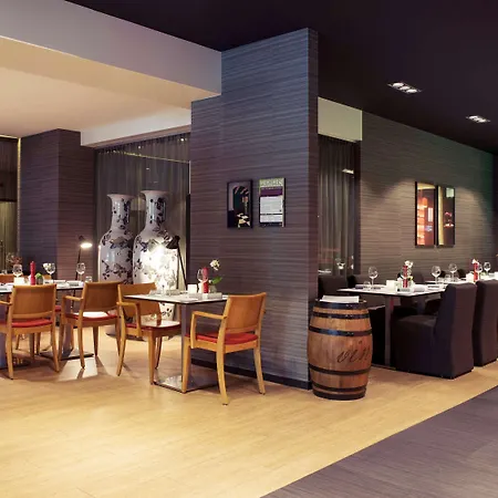 Mercure 4* Haga